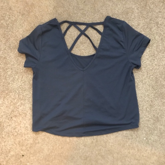 Marika Workout Crop Top - Picture 5 of 6